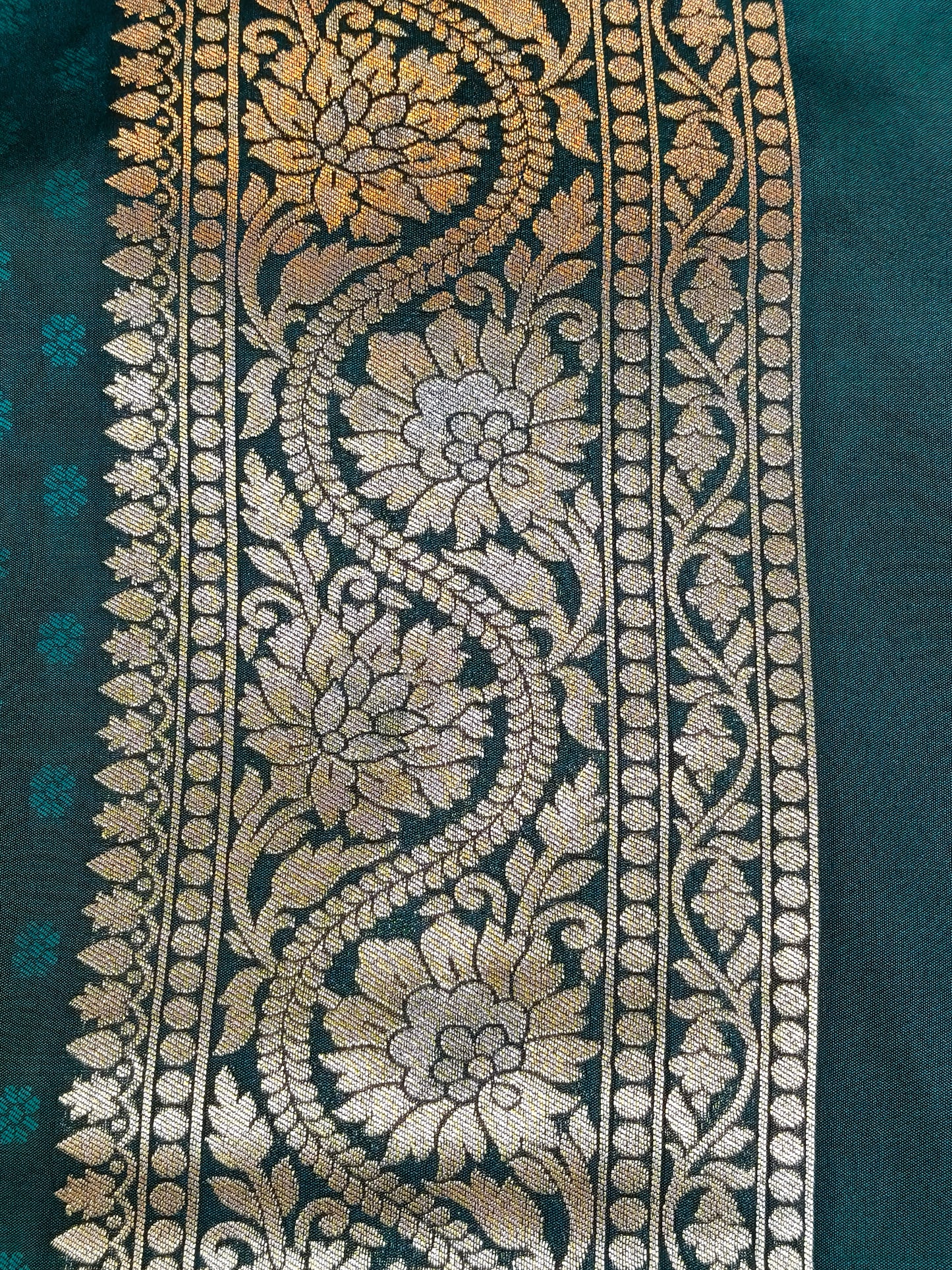Banarasi Silk Cutwork Jaal Saree Rama Shade With Silver Color Mina BCS010 75% Discount