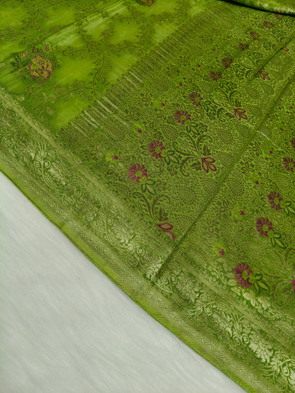 Crepe Banarasi Silk Saree Pista Green Shade CBS012   50% Discount