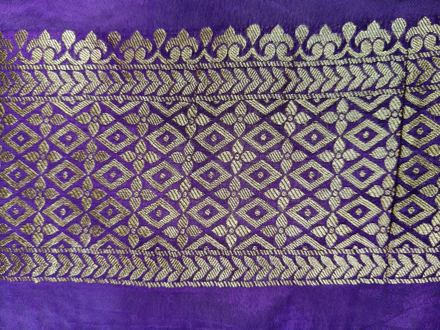Crepe Banarasi Silk Saree Dark Majenta Shade With Mina Work CBS021   50% Discount