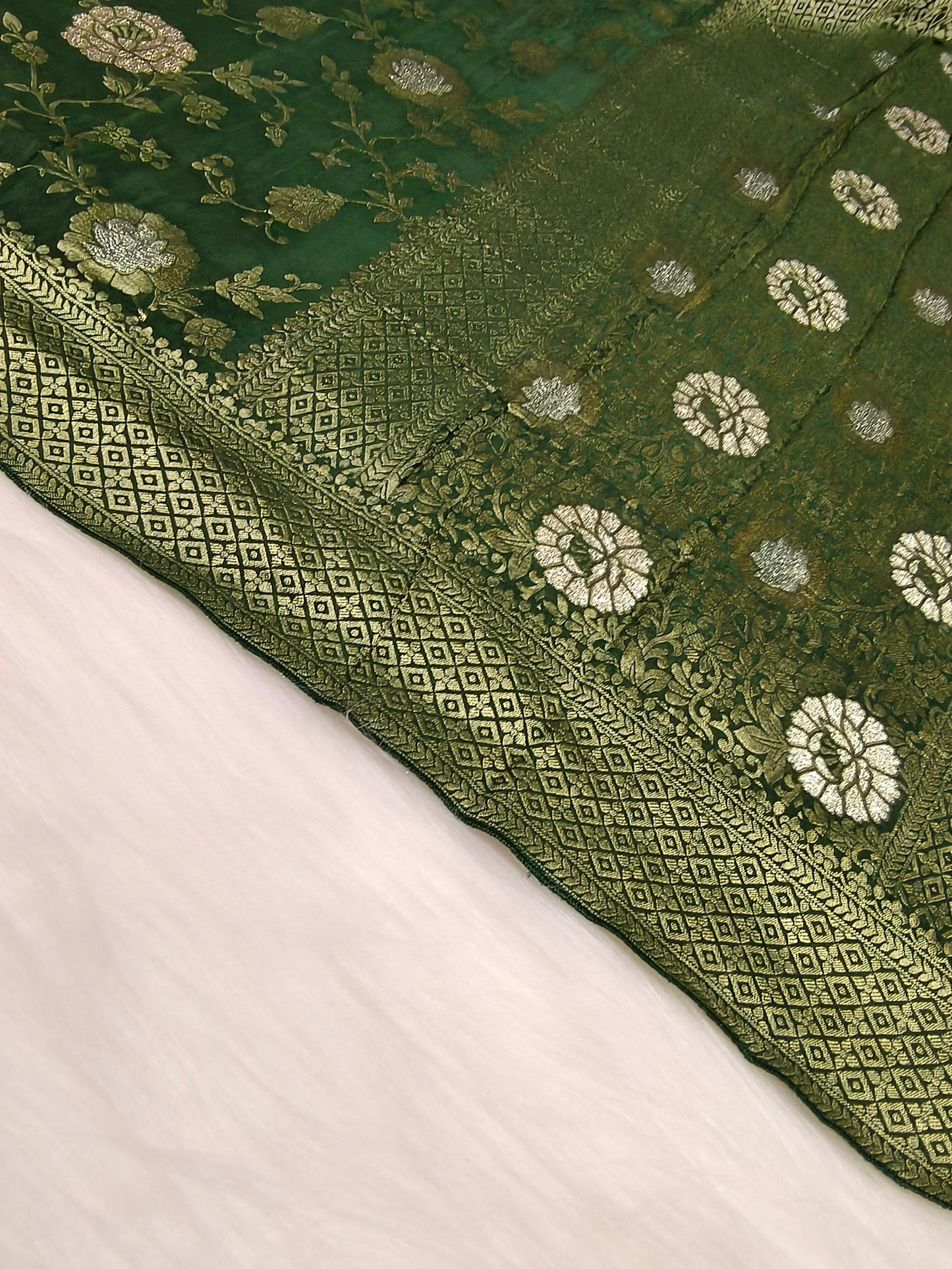 Crepe Banarasi Silk Saree Bottle Green Shade Floral Jaal Pattern CBS002   50% Discount