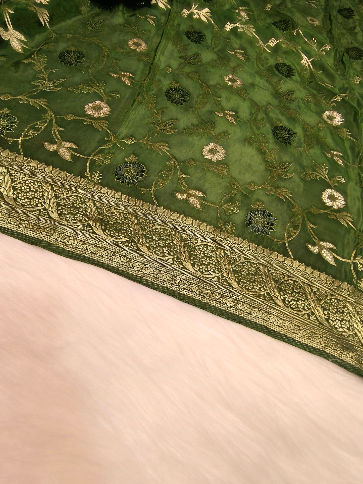 Crepe Banarasi Silk Saree Bottle Green Shade Floral Jaal Design CBS006   50% Discount