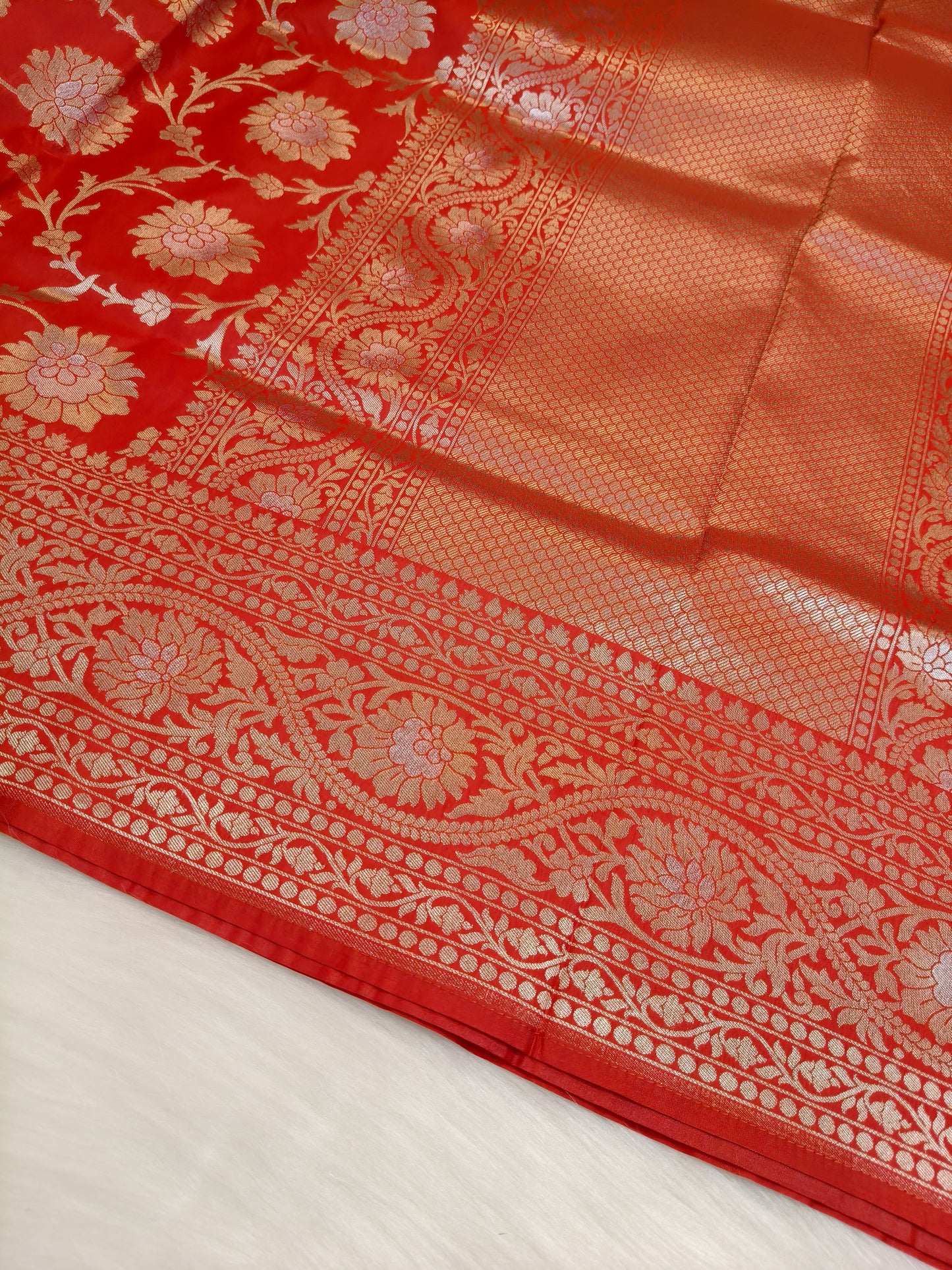 Banarasi Silk Cutwork Jaal Saree Red Shade With Silver Color Mina BCS012  75% discount